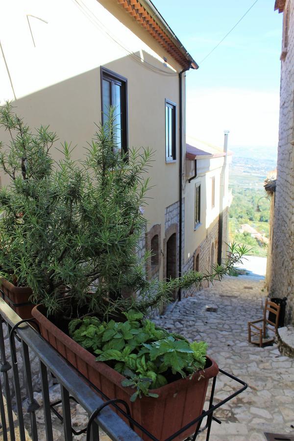La Chiazzolla Campoli del Monte Taburno Exterior foto